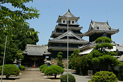 中津城